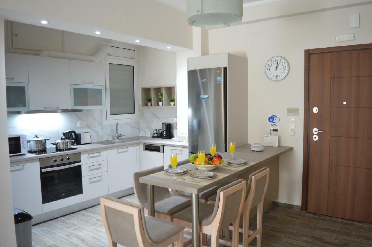 Botonis Bright Spacious Apartment Hriszí Aktí Haniá Kültér fotó