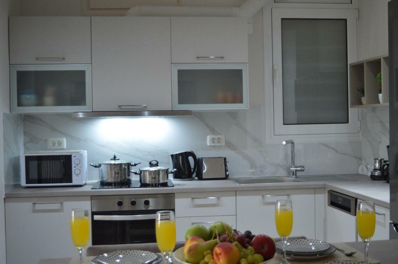 Botonis Bright Spacious Apartment Hriszí Aktí Haniá Kültér fotó